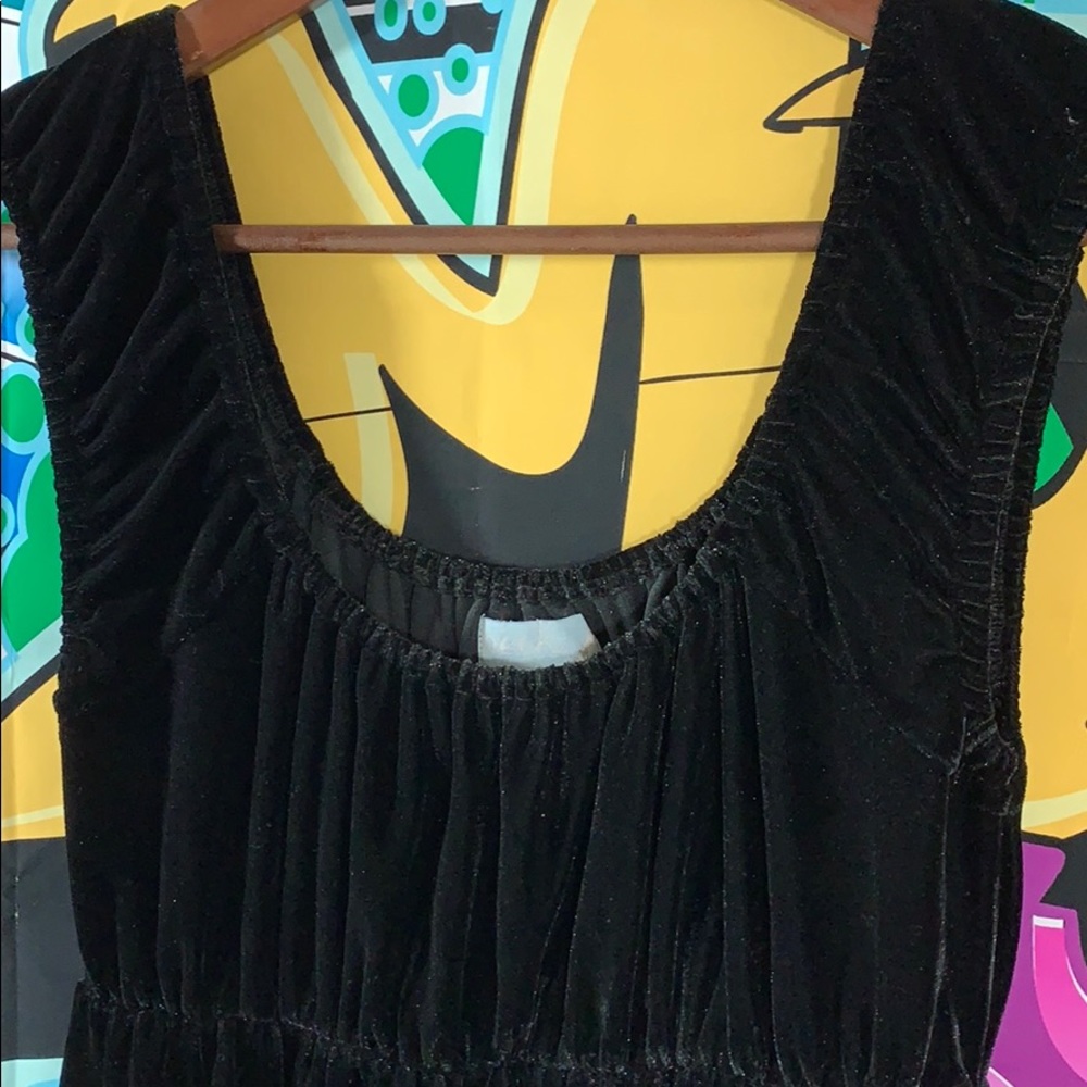 PEEK BLACK DRESS - Picture 2 of 6